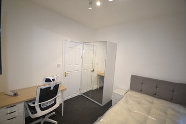 5 bed house, Fletcher Road, Nottingham, NG92EL - Image 9