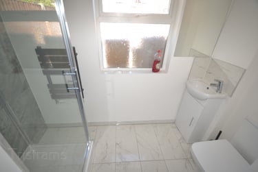 5 bed house, Fletcher Road, Nottingham, NG92EL - Image 5