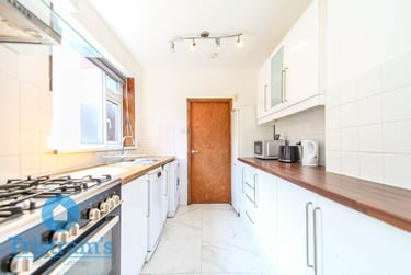 3 bed house, Foxhall Road, Forest Fields, Nottingham, NG76LH - Image 1