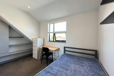 3 bed flat, Stratford Road, West Bridgford, Nottingham, NG26BA - Image 4