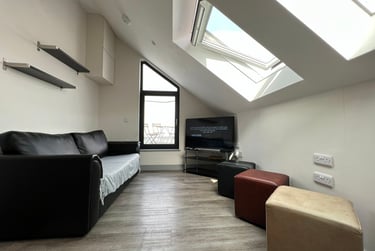 3 bed flat, Stratford Road, West Bridgford, Nottingham, NG26BA - Image 2