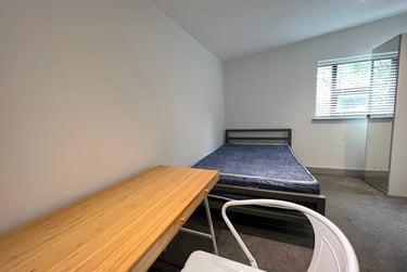 3 bed flat, Stratford Road, West Bridgford, Nottingham, NG26BA - Image 3