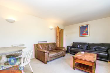 2 bed house, Lucerne Close, Nottingham, NG117BB - Image 3