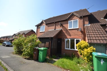 2 bed house, Braddock Close, Nottingham, NG72FN - Image 1