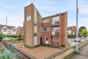 3 bed flat, Loughborough Road, Nottingham, NG27JZ - Image 1