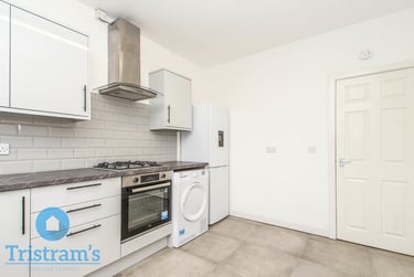 3 bed flat, High Road, Nottingham, NG92LH - Image 4