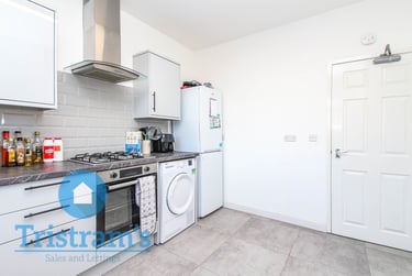 3 bed flat, High Road, Nottingham, NG92LH - Image 3