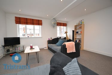 3 bed flat, Low Pavement, Nottingham, NG17DG - Image 10