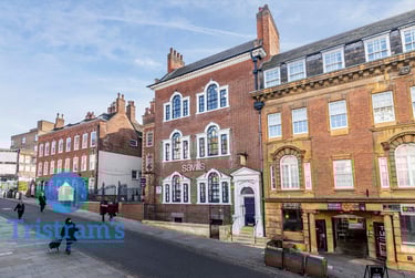 3 bed flat, Low Pavement, Nottingham, NG17DG - Image 1