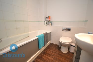 3 bed flat, Low Pavement, Nottingham, NG17DG - Image 11