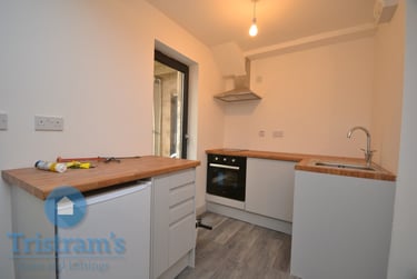 1 bed studio, Bulwer Road, Nottingham, NG73HL - Image 2