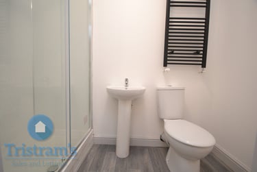 1 bed studio, Bulwer Road, Nottingham, NG73HL - Image 4