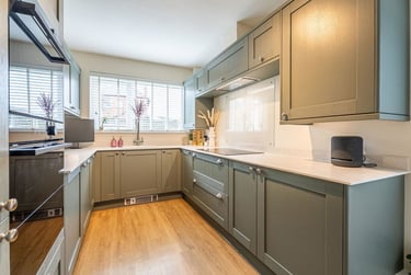 4 bed house, Wordsworth Road, Nottingham, NG27AN - Image 1