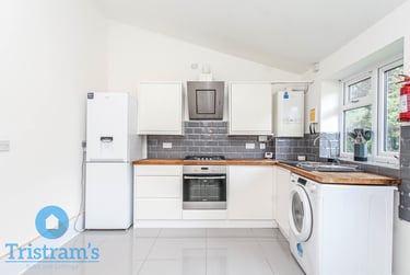 4 bed house, Queens Road East, Nottingham, NG92GS - Image 2