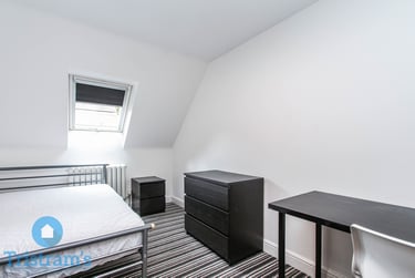 2 bed flat, Church Street, Nottingham, NG72FF - Image 6