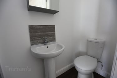 1 bed studio, Birkin Avenue, Nottingham, NG75AR - Image 4