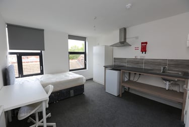 1 bed studio, Birkin Avenue, Nottingham, NG75AR - Image 7