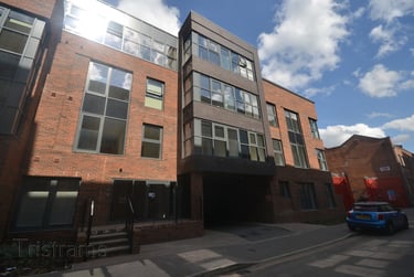 2 bed house, Traffic Street, Nottingham, NG21NE - Image 2