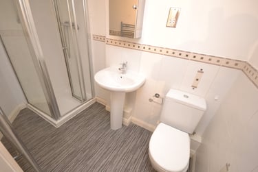 3 bed flat, Crusader House, Nottingham, NG13BT - Image 4