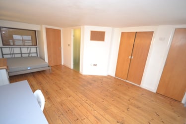 2 bed flat, Crusader House, Nottingham, NG13BT - Image 4