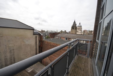 2 bed flat, Crusader House, Nottingham, NG13BT - Image 11