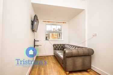 1 bed house, Manor Street, Nottingham, NG24JP - Image 3