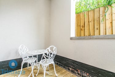 2 bed flat, Henry Road, Nottingham, NG72DR - Image 3