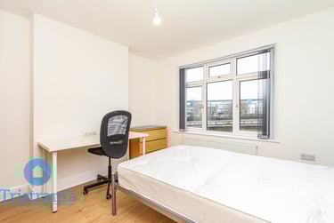 2 bed house, Clifton Boulevard, Nottingham, NG72JH - Image 11