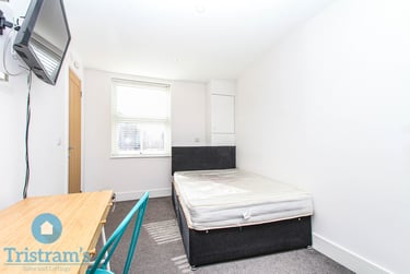 3 bed flat, Derby Road, Nottingham, NG15BB - Image 13