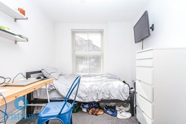 3 bed flat, Derby Road, Nottingham, NG15BB - Image 13