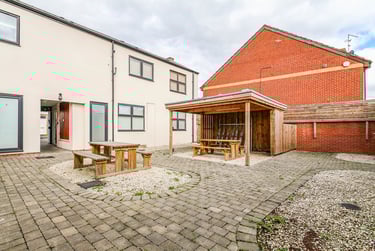 2 bed flat, Park Road, Nottingham, NG71JG - Image 12