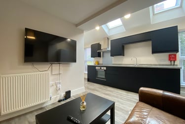 3 bed flat, William Road, Nottingham, NG27QD - Image 1