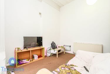 1 bed house, Burns Street, Nottingham, NG74DT - Image 3
