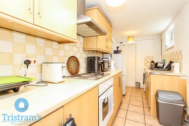 1 bed flat, Burns Street, Nottingham, NG74DT - Image 4