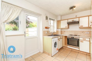 2 bed house, Heron Drive, Nottingham, NG72DF - Image 4