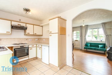 2 bed house, Heron Drive, Nottingham, NG72DF - Image 2