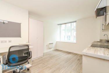 1 bed studio, Talbot Street, Nottingham, NG15GL - Image 4