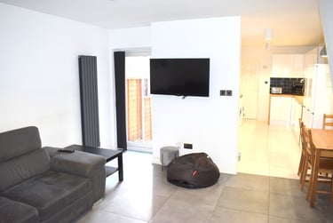 6 bed house, Monica Grove, Burnage, Manchester, M192BW - Image 1