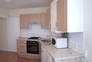 1 bed flat, Mauldeth Road West, Withington, Manchester, M201AB - Image 2