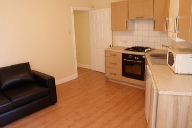 1 bed flat, Mauldeth Road West, Withington, Manchester, M201AB - Image 1