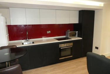 1 bed flat, Park Crescent, Manchester, M145DU - Image 4