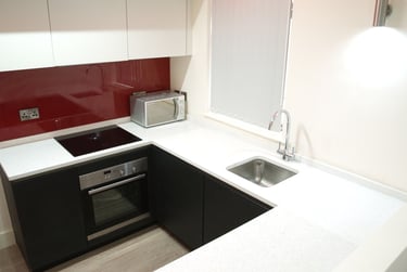 1 bed studio, Park Crescent, Manchester, M145DU - Image 2