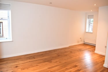 2 bed flat, Edge Lane, Chorlton, Manchester, M219JF - Image 11