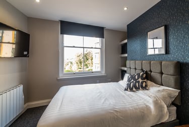 1 bed studio, Derby Road, Arboretum, Nottingham, NG15FB - Image 1