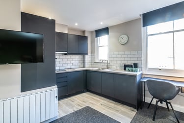 1 bed studio, Derby Road, Arboretum, Nottingham, NG15FB - Image 2