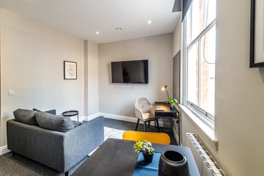 1 bed studio, Derby Road, Arboretum, Nottingham, NG15FB - Image 3