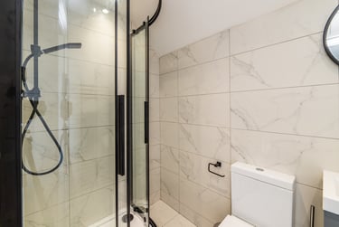 1 bed studio, Derby Road, Arboretum, Nottingham, NG15FB - Image 2