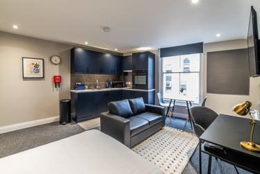 1 bed studio, Derby Road, Arboretum, Nottingham, NG15FB - Image 2