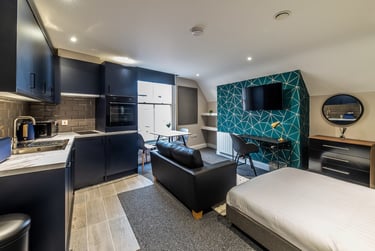 1 bed studio, Derby Road, Arboretum, Nottingham, NG15FB - Image 1