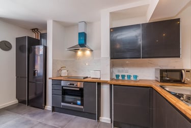 2 bed flat, Gamble Street, Nottingham, NG74GE - Image 13
